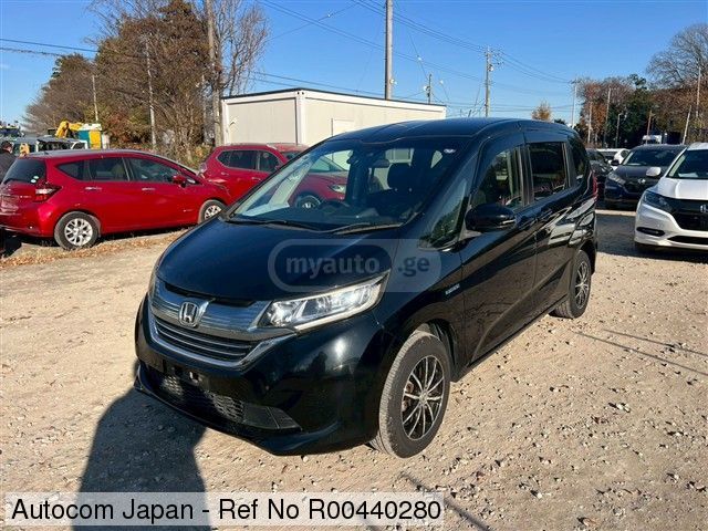 Honda Freed - фото 1