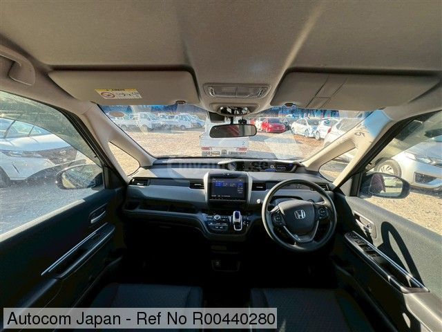 Honda Freed - фото 5