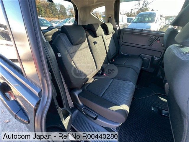 Honda Freed - фото 7