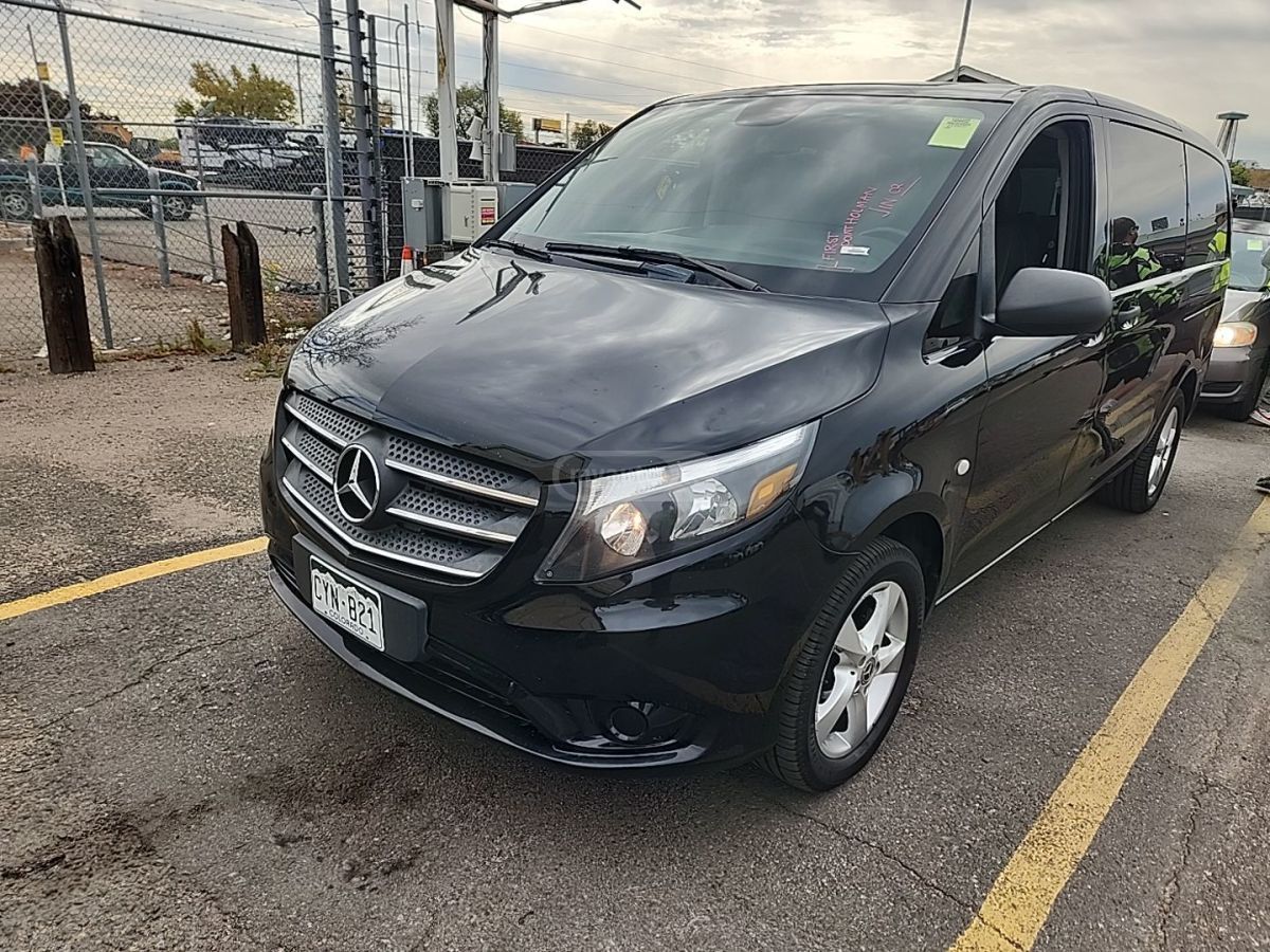 Mercedes-Benz Metris Passenger Van - фото 1