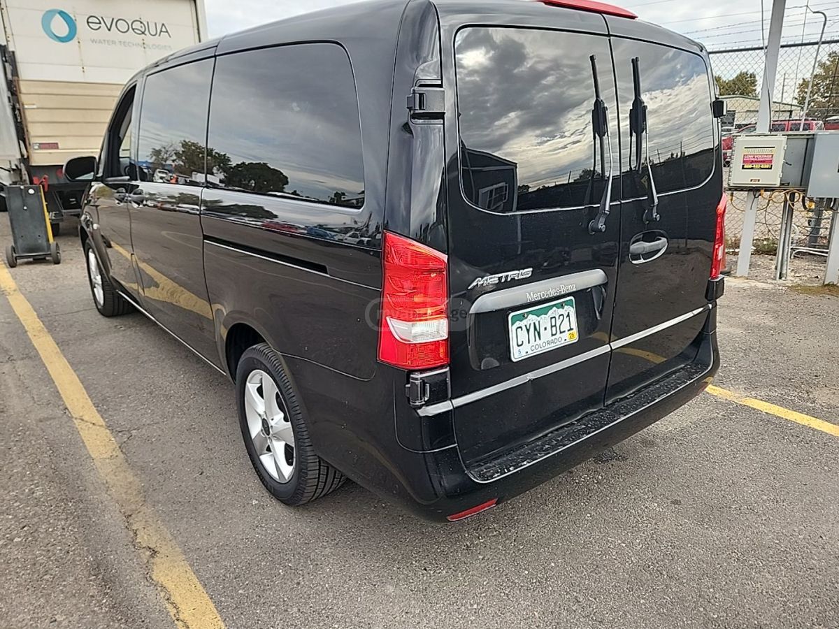 Mercedes-Benz Metris Passenger Van - фото 3