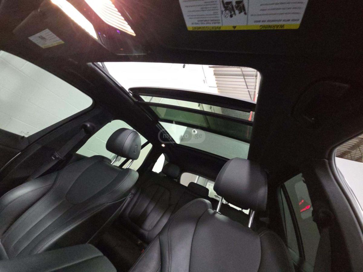 BMW X5 - фото 10