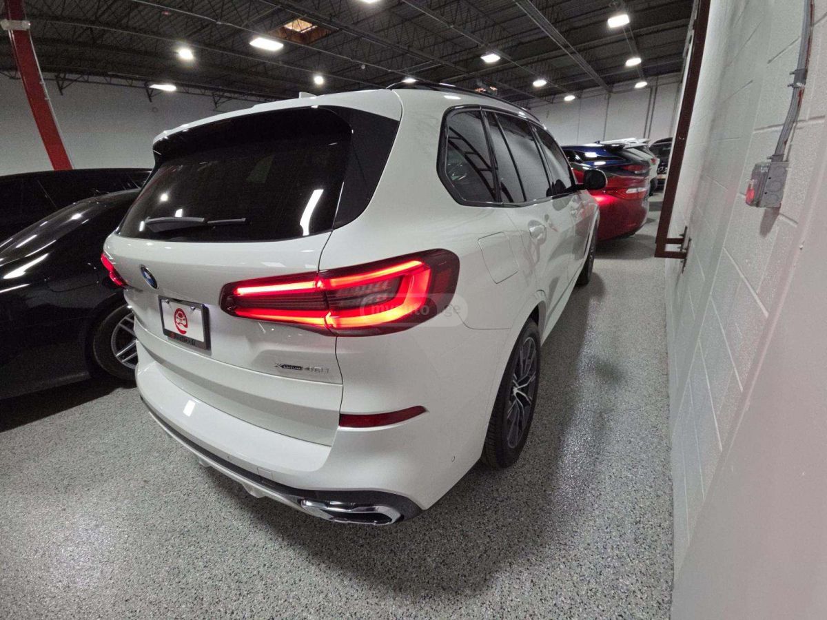 BMW X5 - фото 4