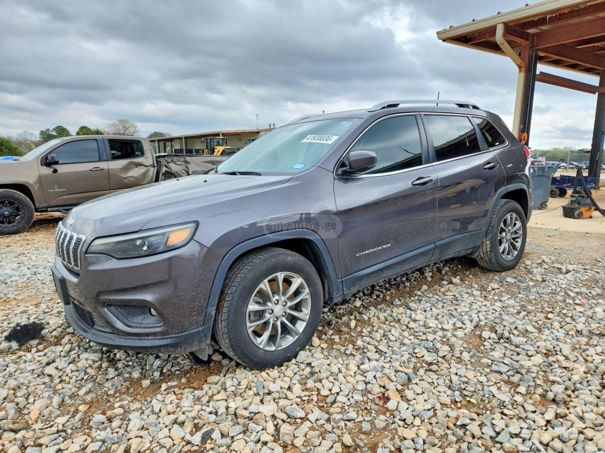 Jeep Cherokee - фото 1