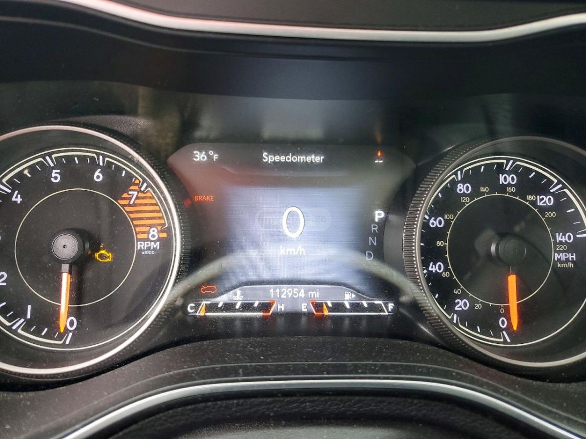 Jeep Cherokee - фото 9