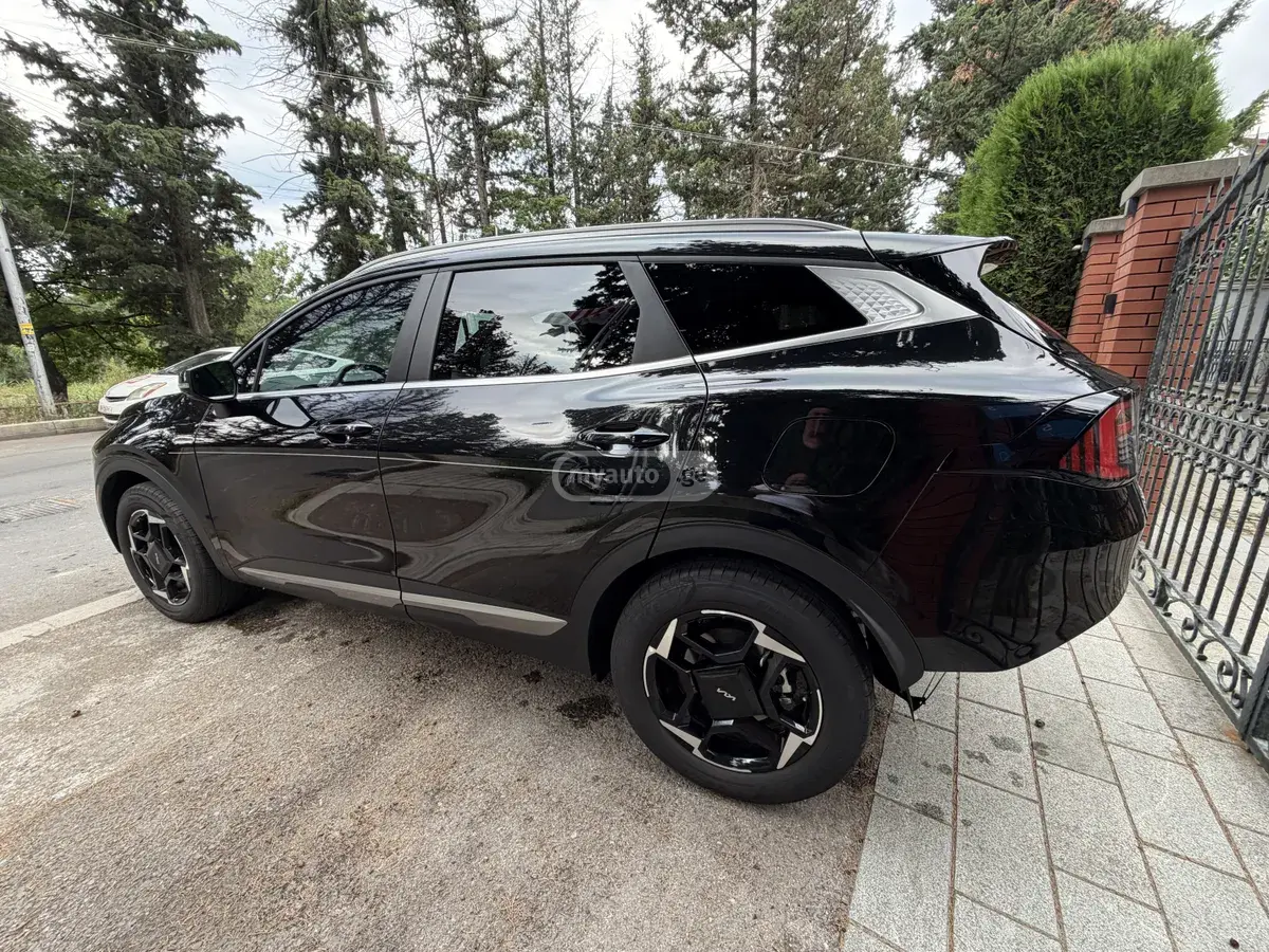 نمای دیگر Kia EX 2026