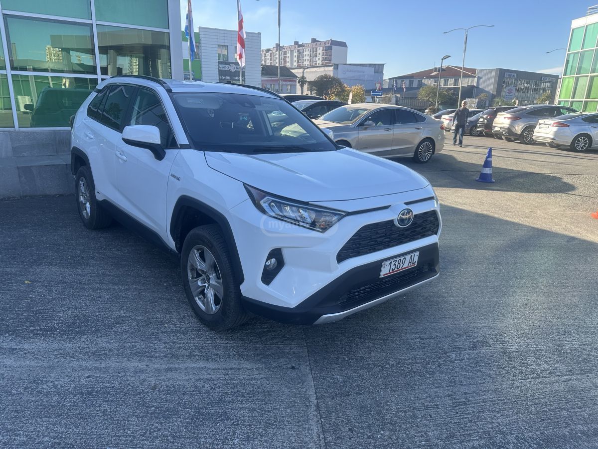 Toyota LE 4dr All-Wheel Drive Automat — миниатюра 3