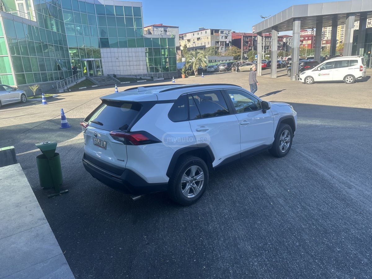 Toyota LE 4dr All-Wheel Drive Automat — миниатюра 5