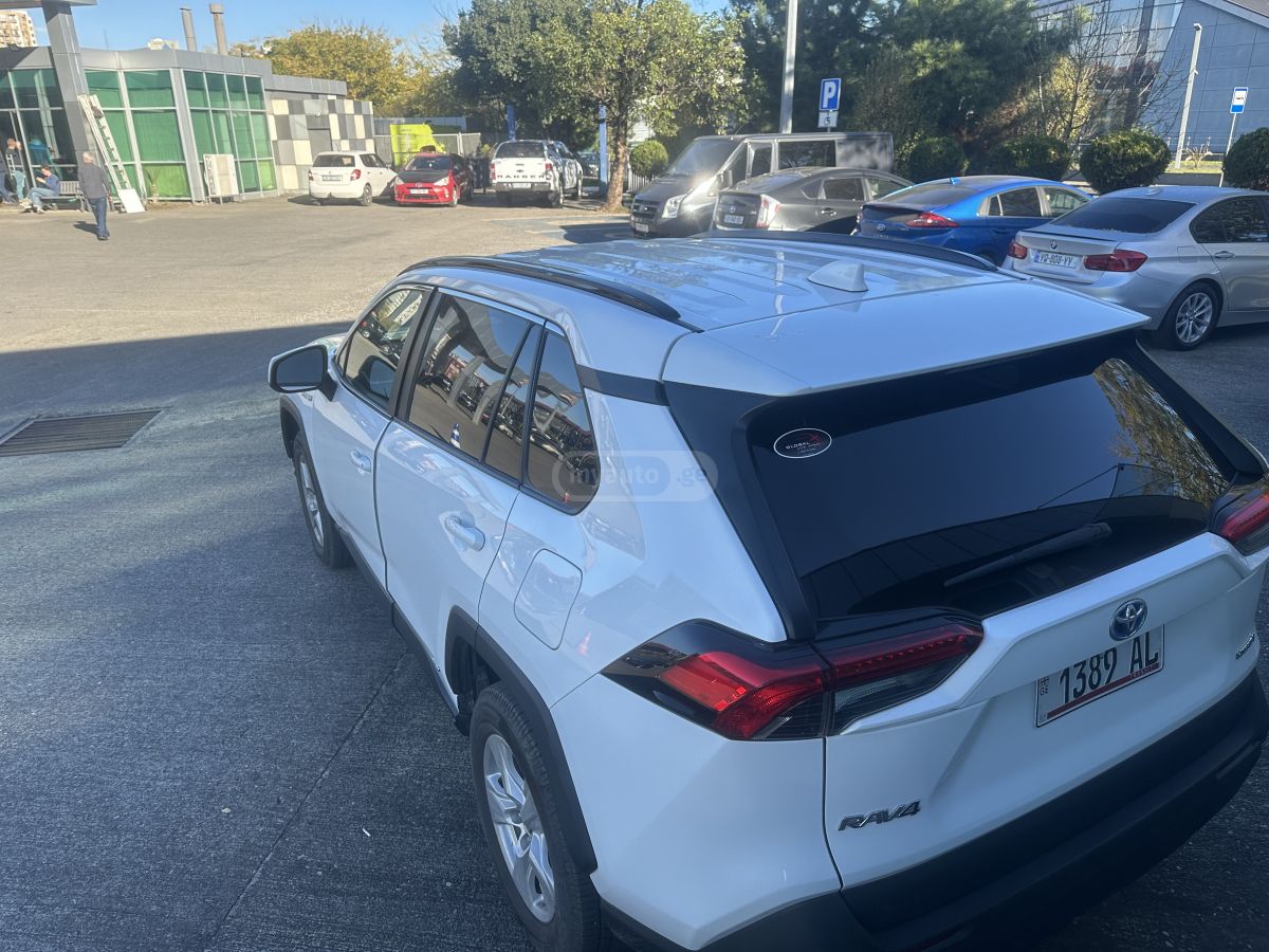 Toyota LE 4dr All-Wheel Drive Automat — миниатюра 7