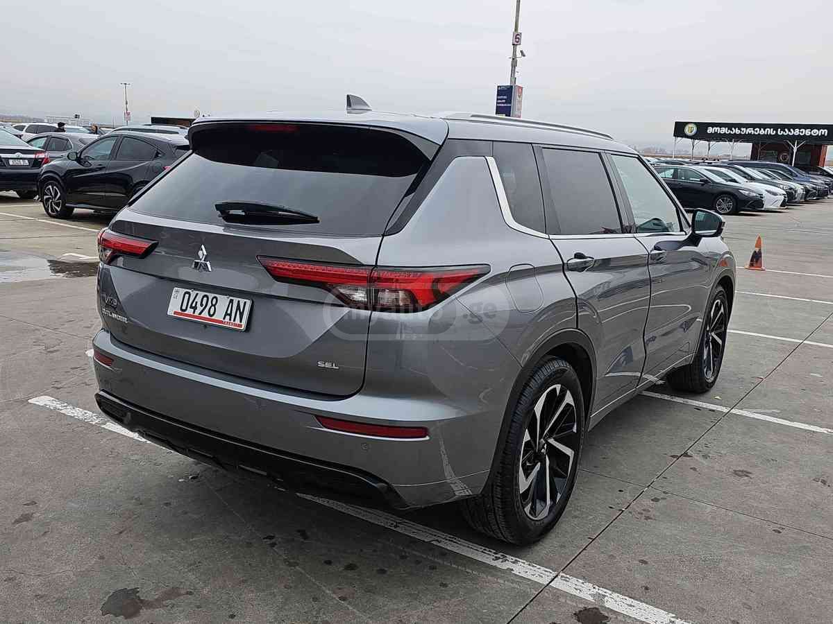 Mitsubishi Mitsubishi Outlander — миниатюра 4