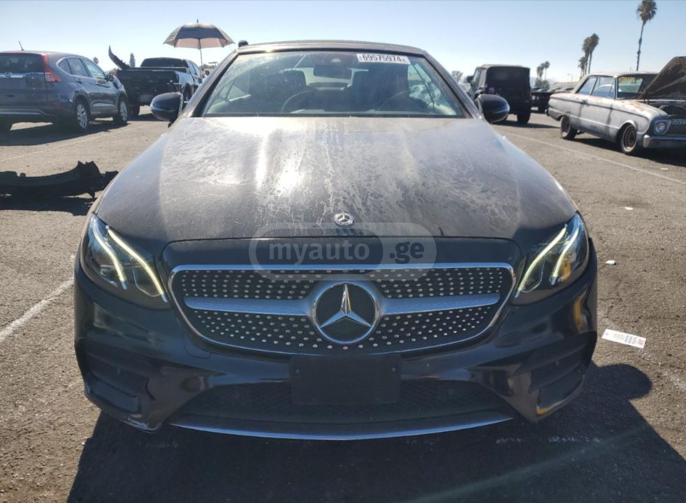 Mercedes-Benz E 400 - фото 1