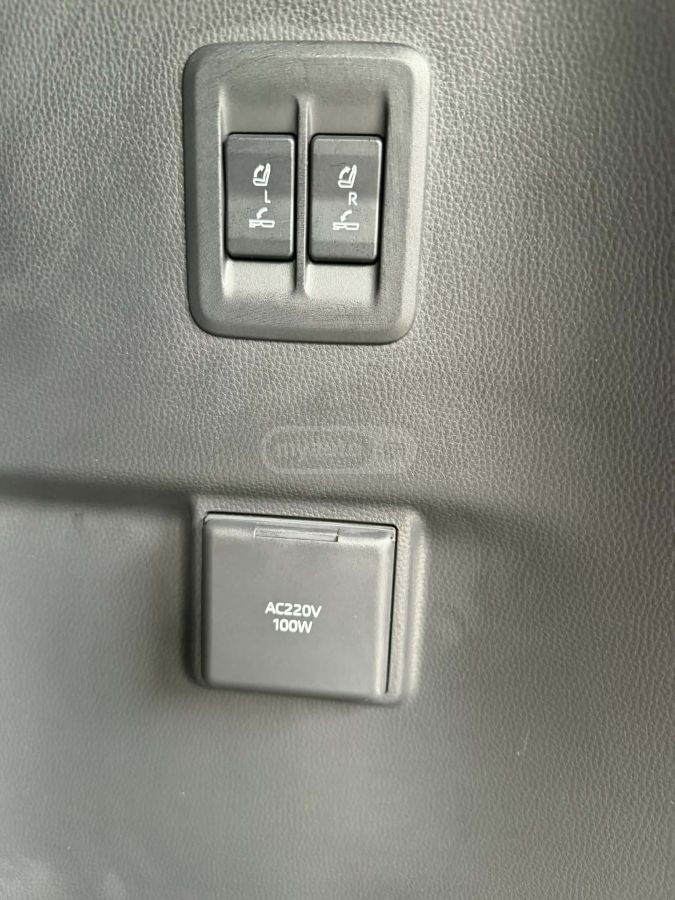 Toyota Land Cruiser Prado - фото 10