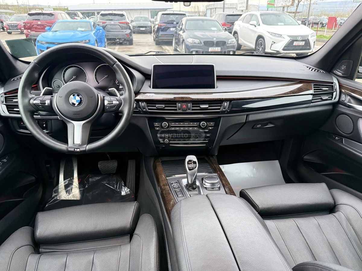 BMW X5 - фото 10