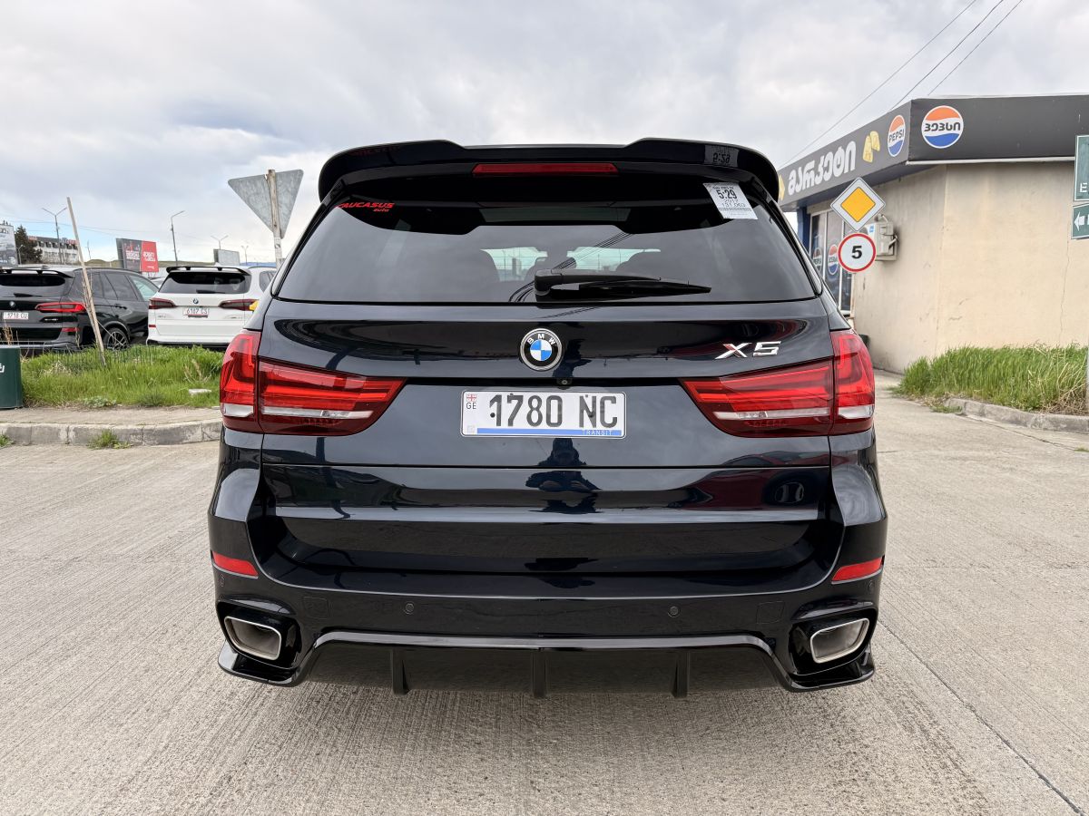 BMW X5 - фото 6
