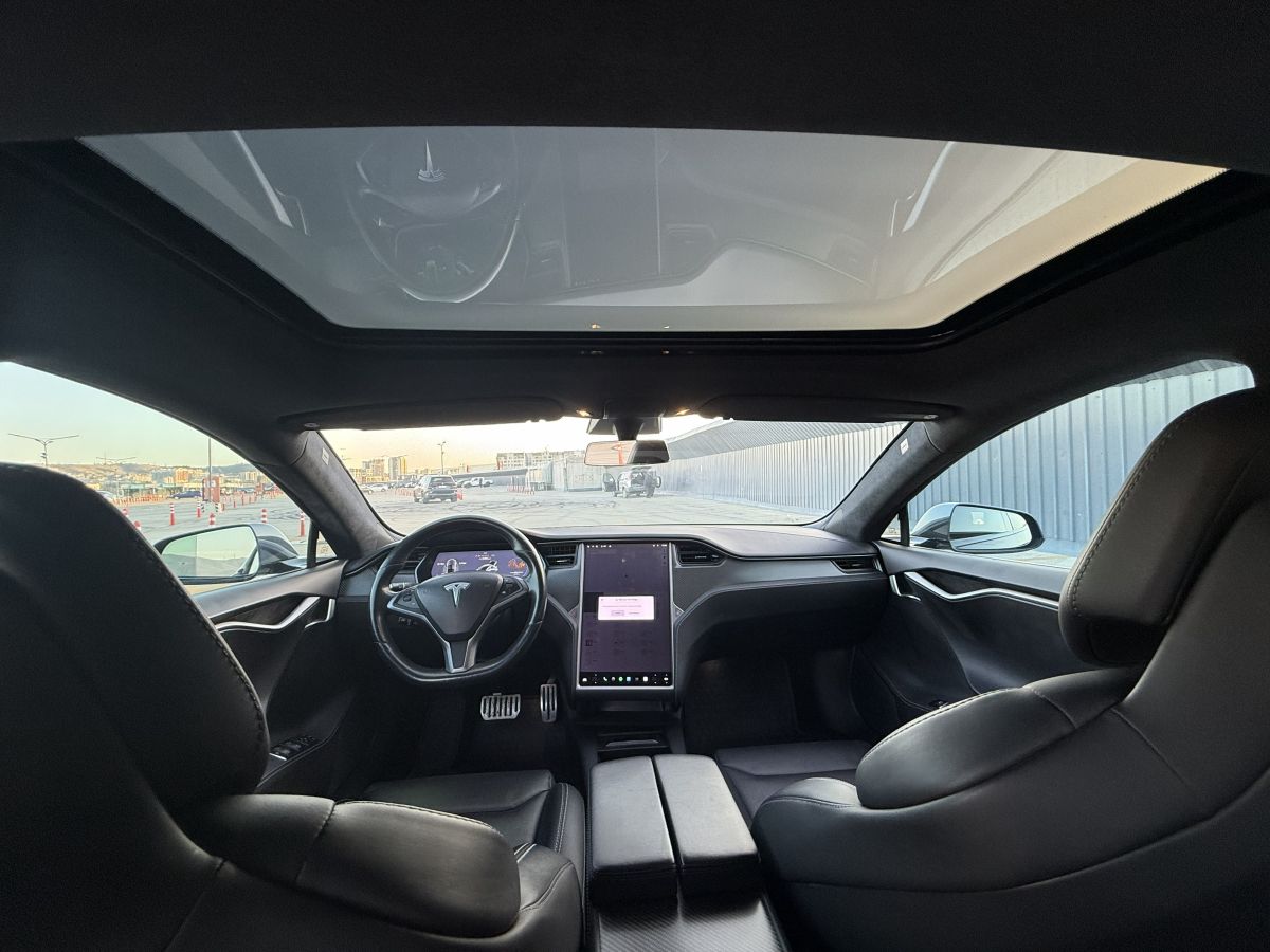 Tesla Model S - фото 10