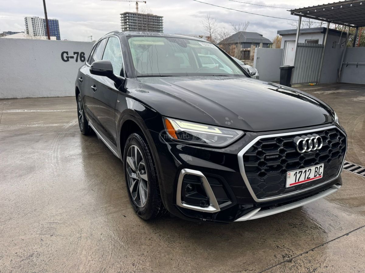 Audi Q5 - фото 10