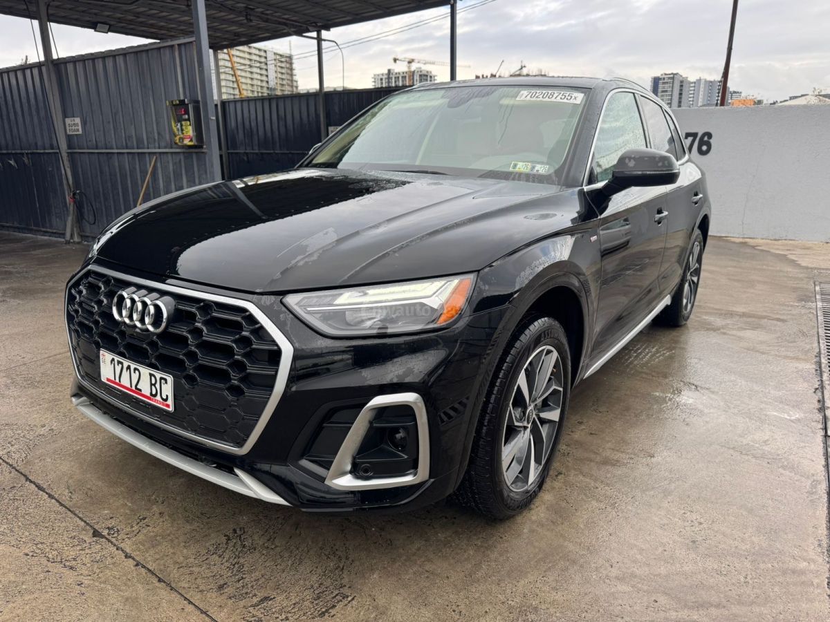 Audi Q5 - фото 12