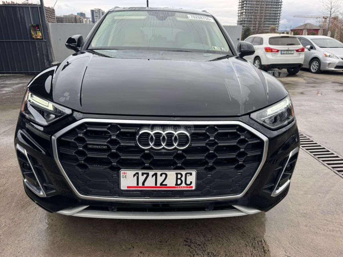 Audi Q5 - фото 8