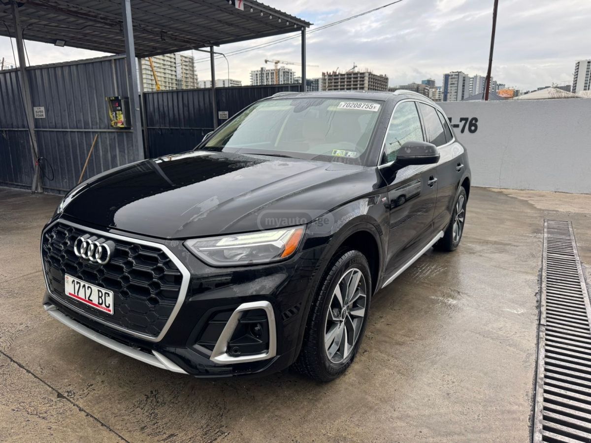 Audi Q5 - фото 9