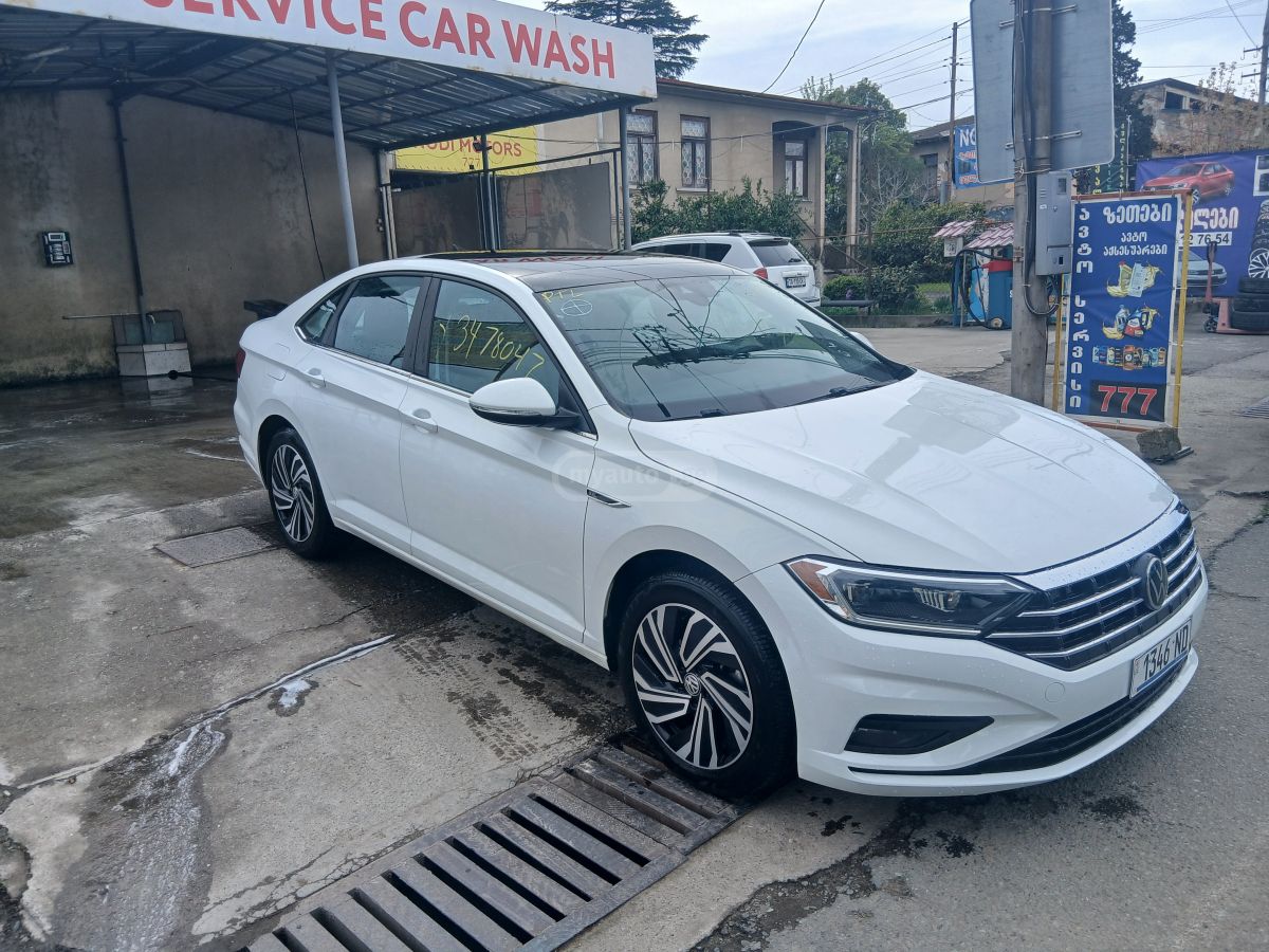 Volkswagen Jetta - фото 2