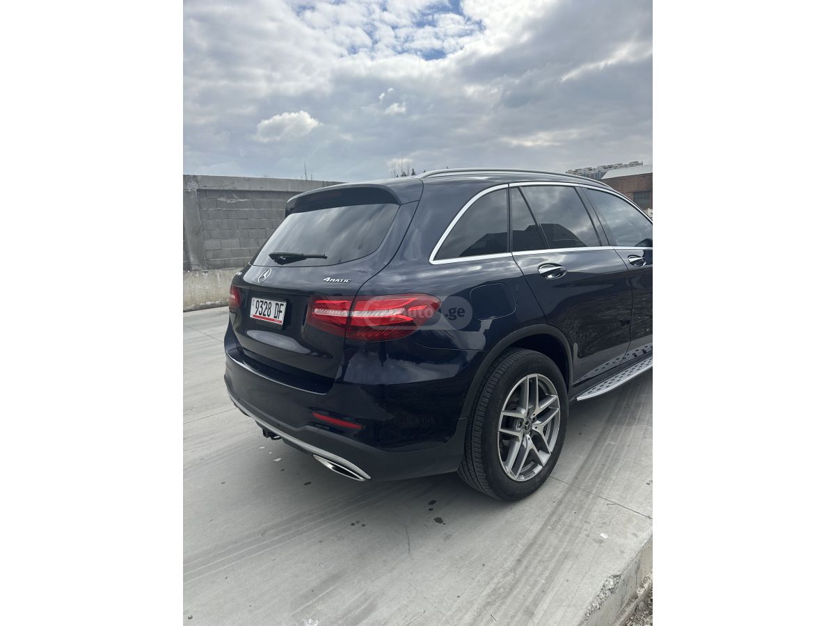 Mercedes-Benz GLC 300 - фото 6