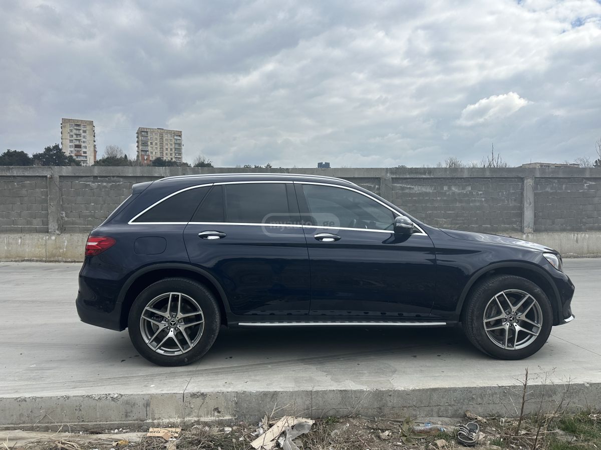 Mercedes-Benz GLC 300 - фото 7