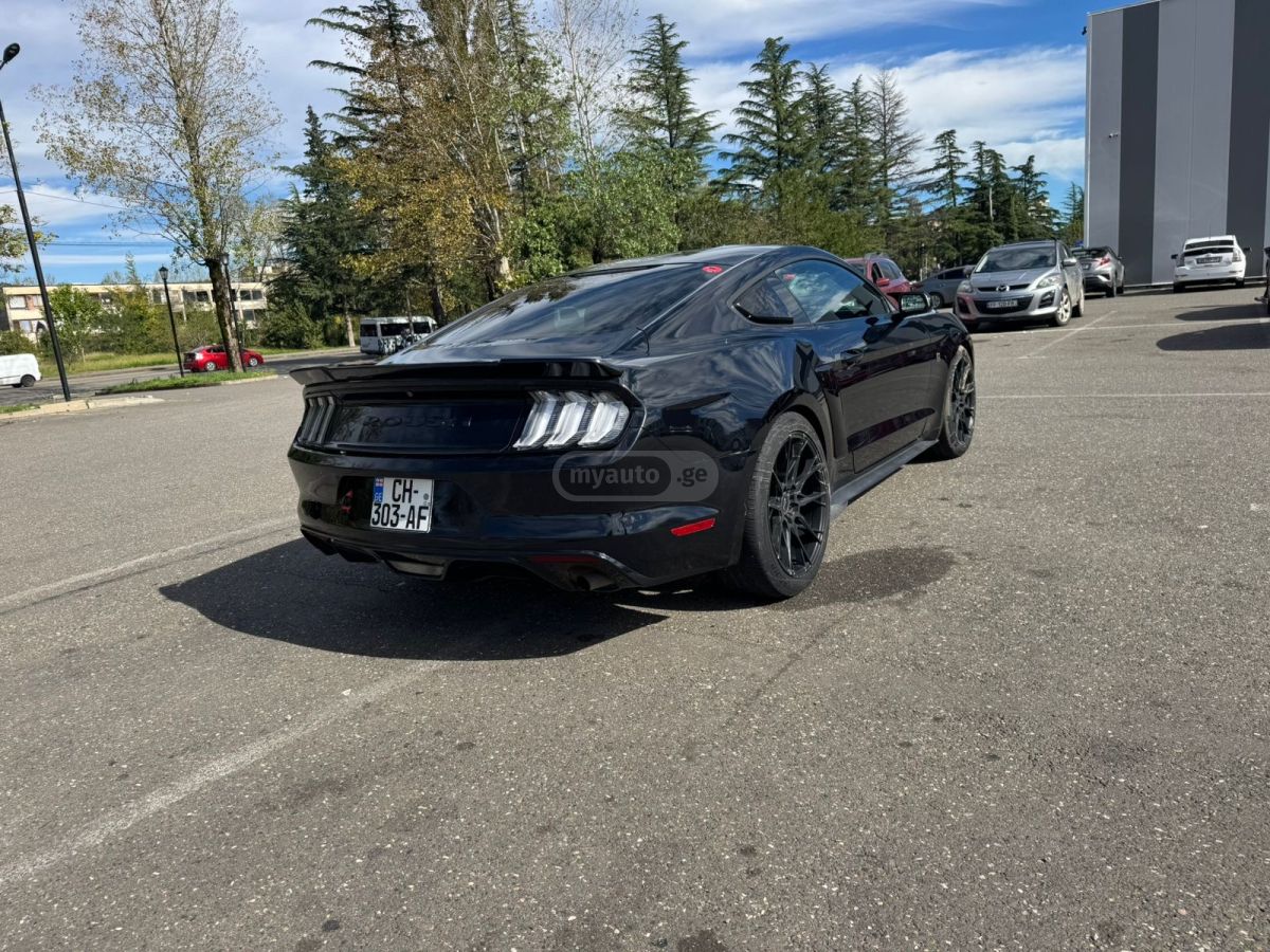 Ford Mustang - фото 10