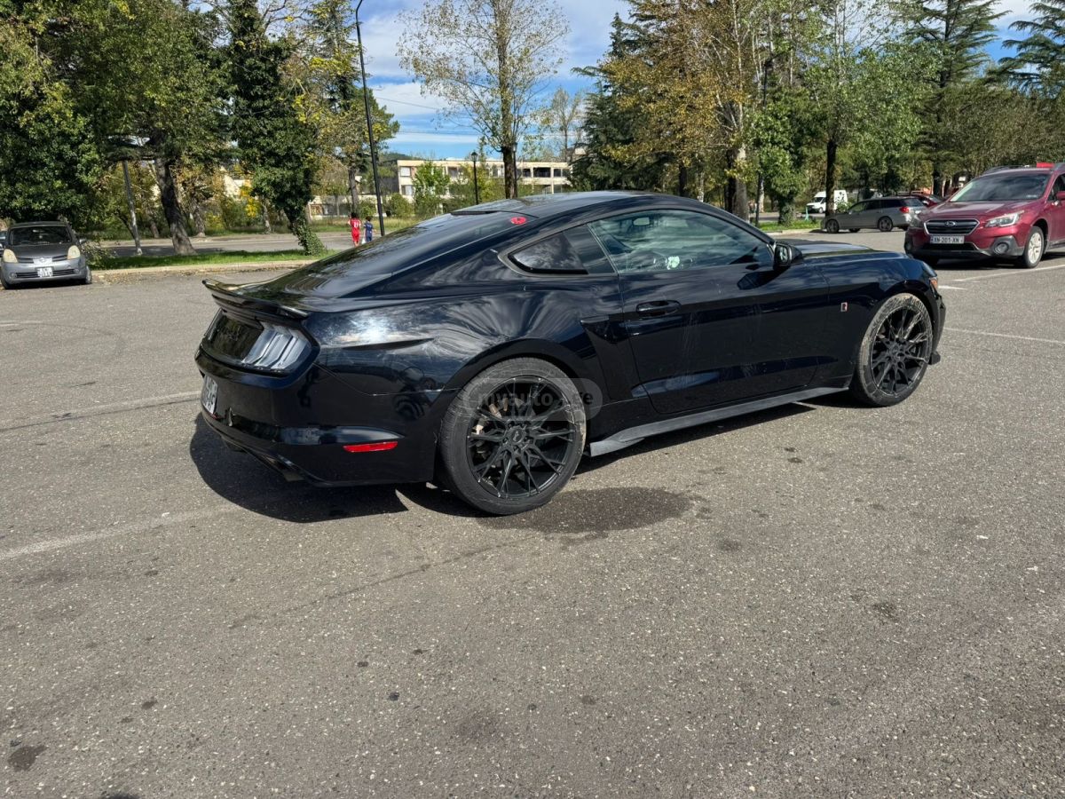 Ford Mustang - фото 5