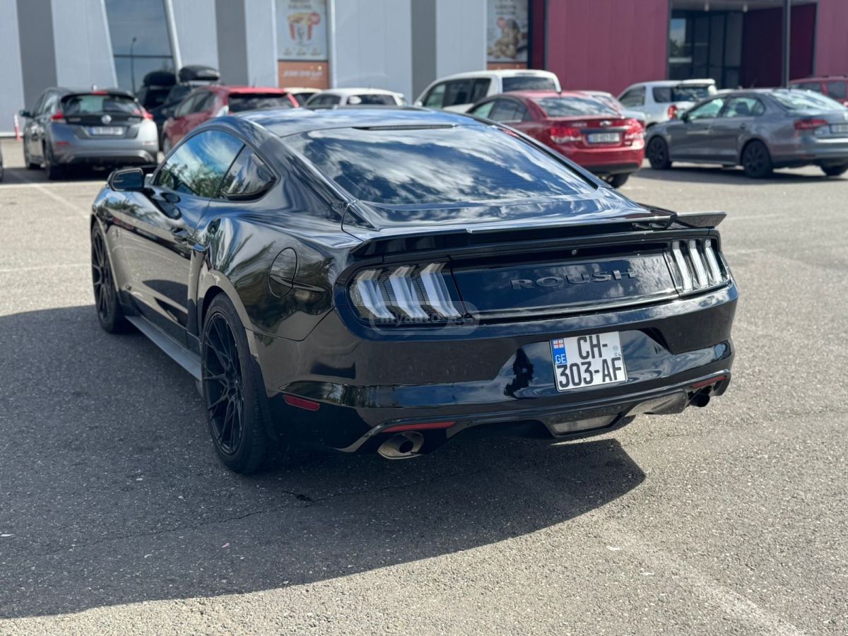 Ford Mustang - фото 8