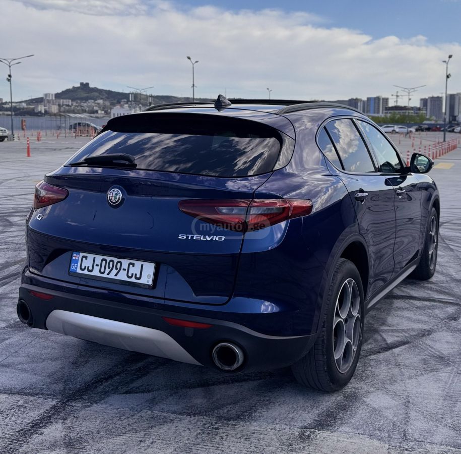 Alfa Romeo Stelvio - фото 6