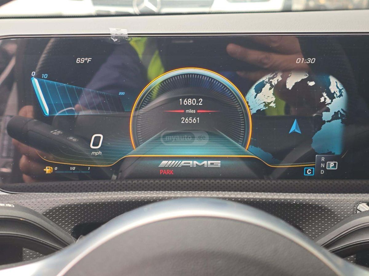 Mercedes-Benz CLA 45 AMG - фото 6
