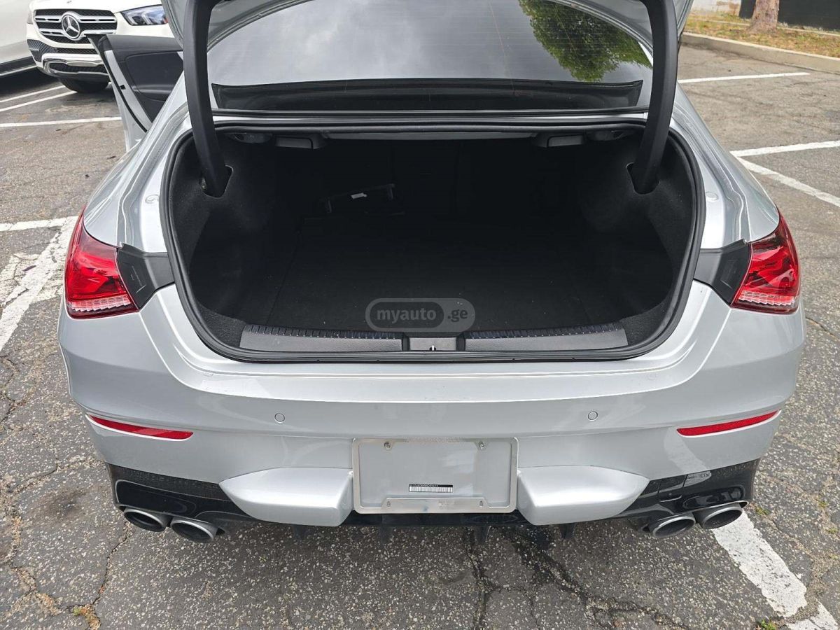 Mercedes-Benz CLA 45 AMG - фото 9