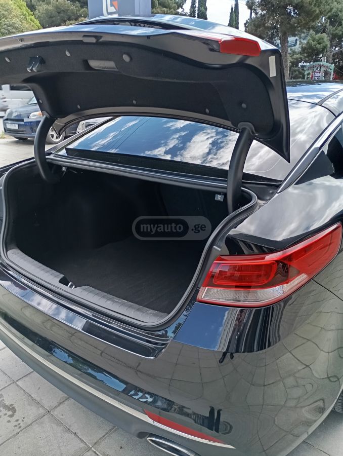 Kia Optima - фото 6