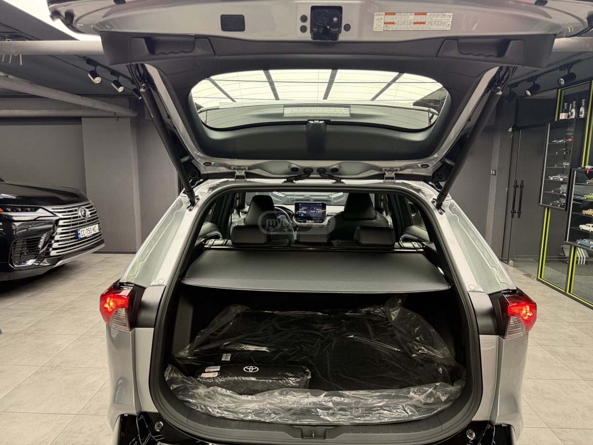 Toyota RAV 4 - фото 8