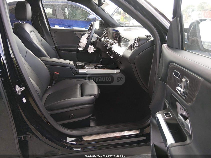 Mercedes-Benz GLB 250 Base GLB 250 4dr All-Wheel Dri 2022 — миниатюра 5