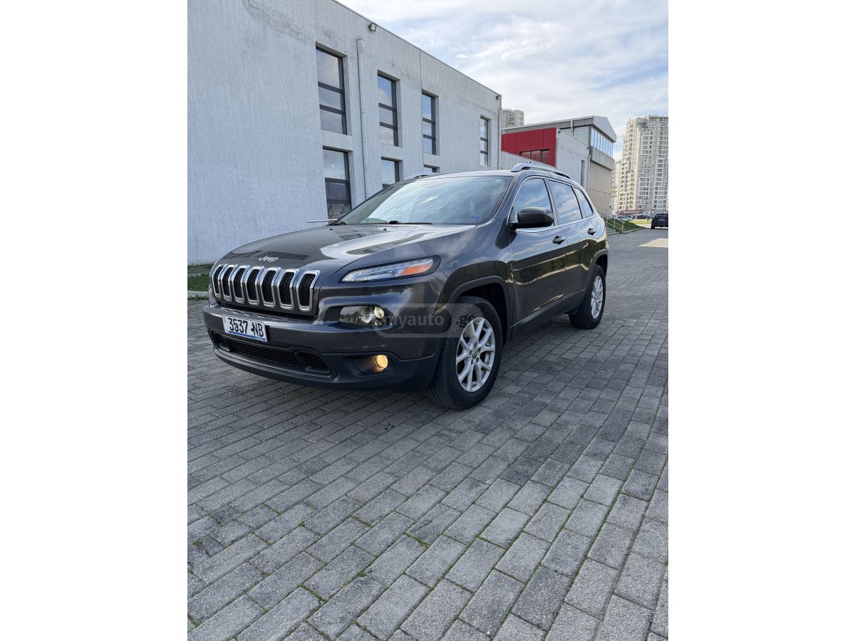 Jeep Cherokee - фото 3