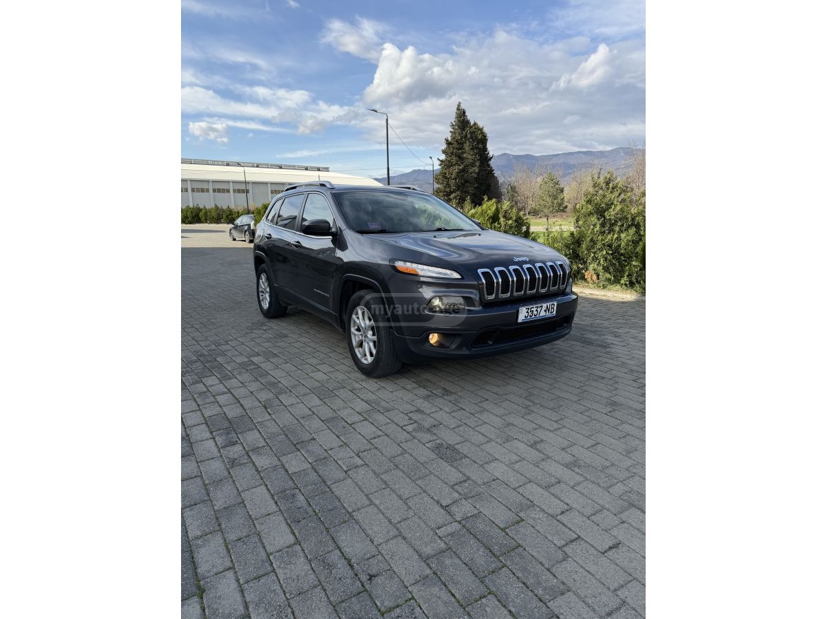 Jeep Cherokee - фото 4