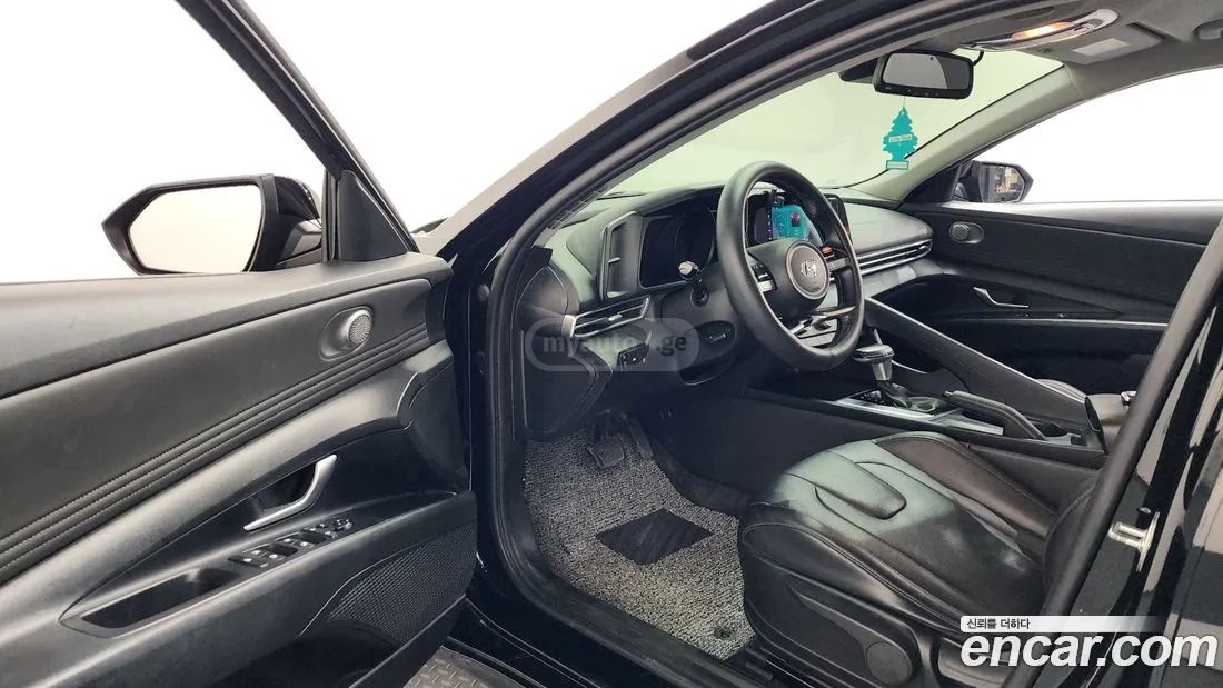 Hyundai Elantra - фото 10