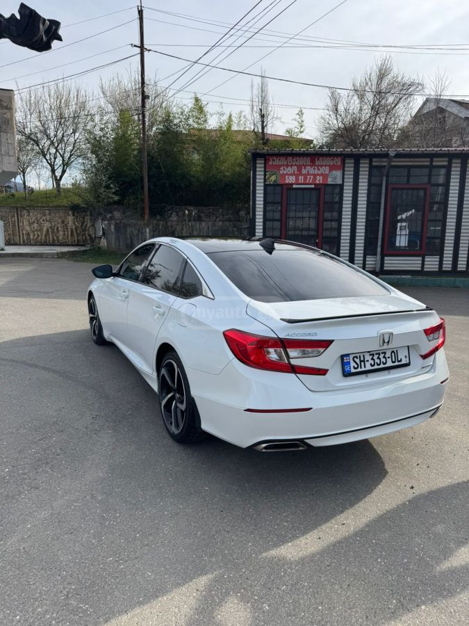 Honda Accord - фото 3