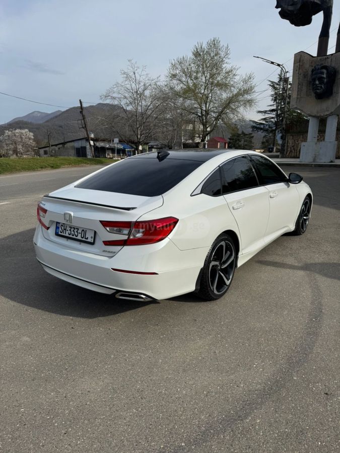 Honda Accord - фото 4