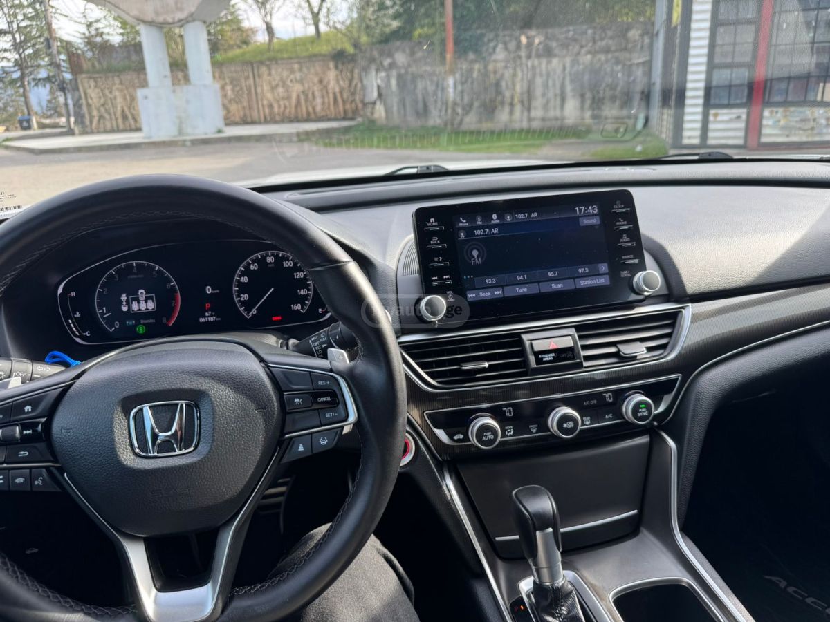 Honda Accord - фото 6