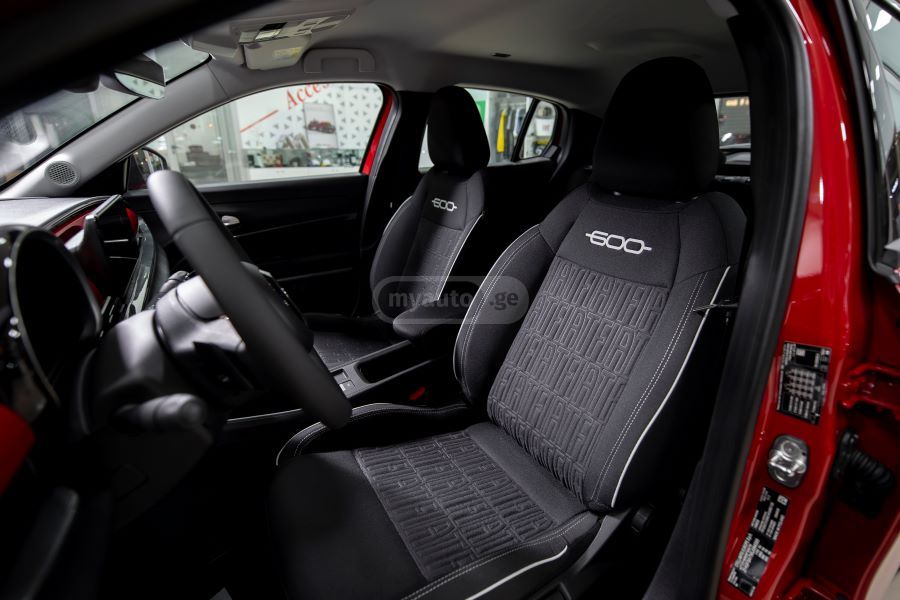 Fiat 600 Hybrid 2025 — миниатюра 6