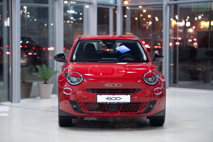 Fiat 600 Hybrid 2025 — миниатюра 7
