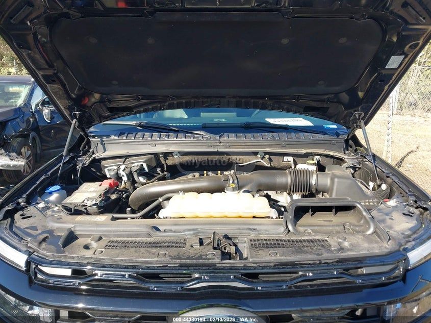 Ford Expedition 2023 — миниатюра 9