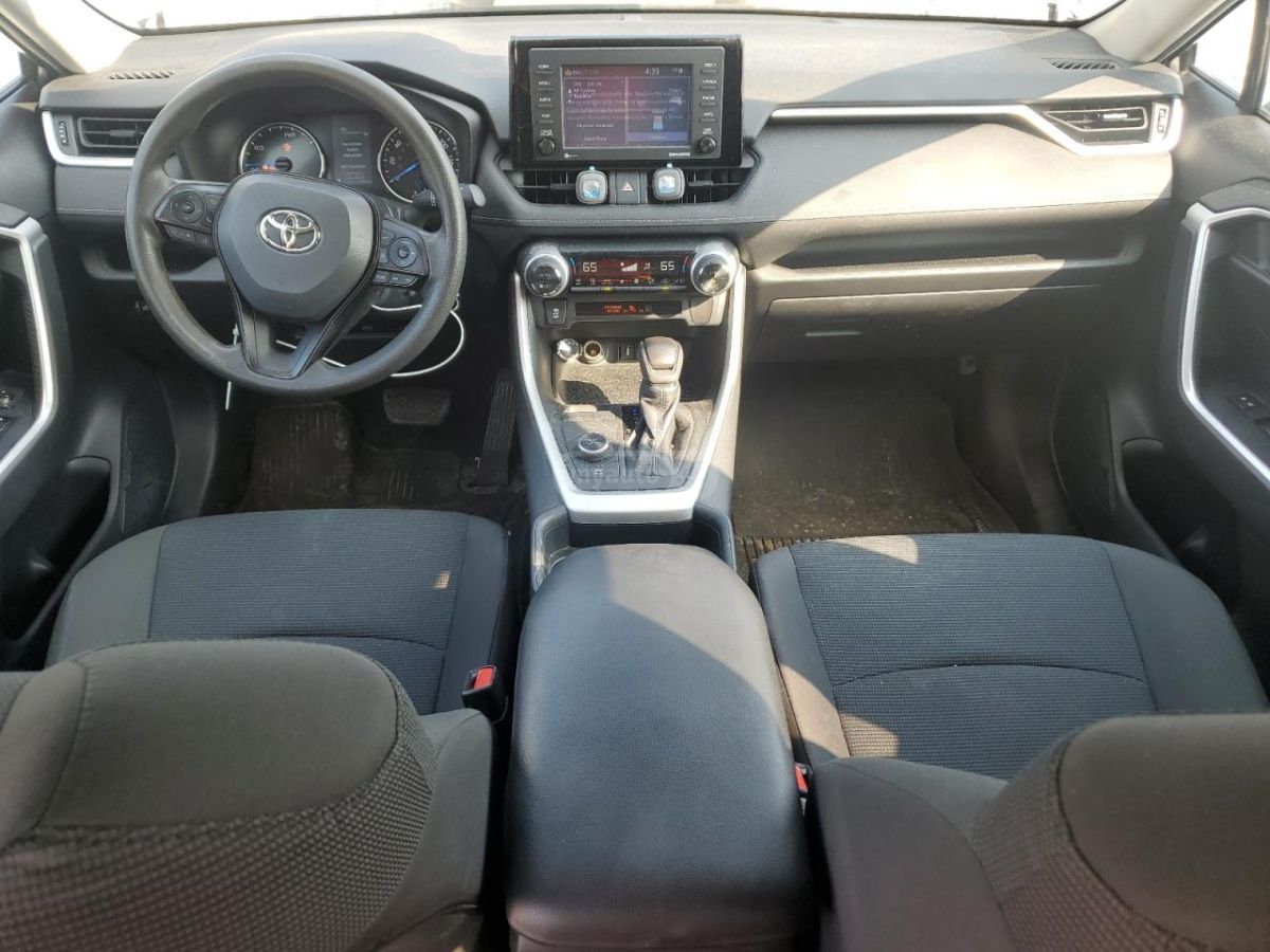 Toyota RAV 4 - фото 8