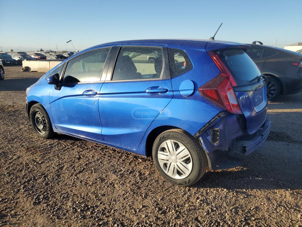 Honda FIT - фото 2