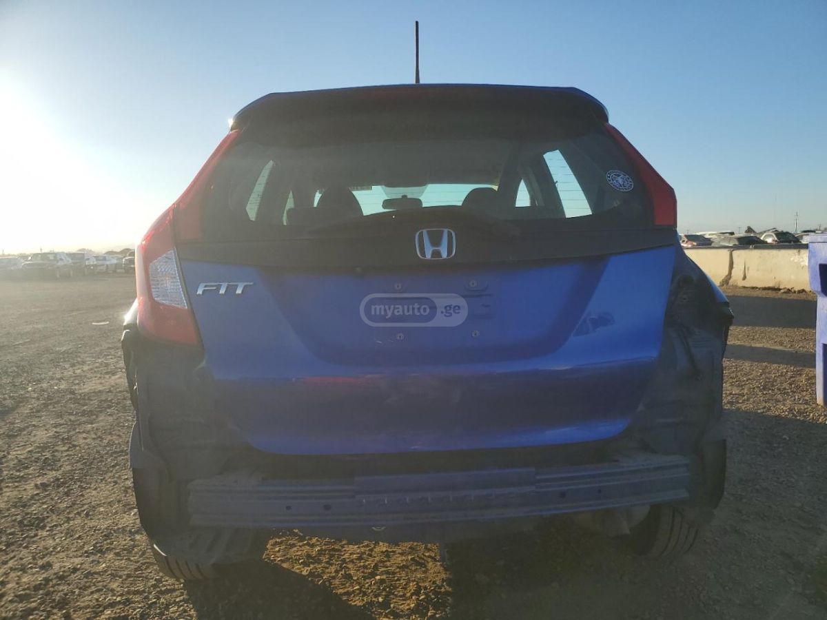 Honda FIT - фото 6
