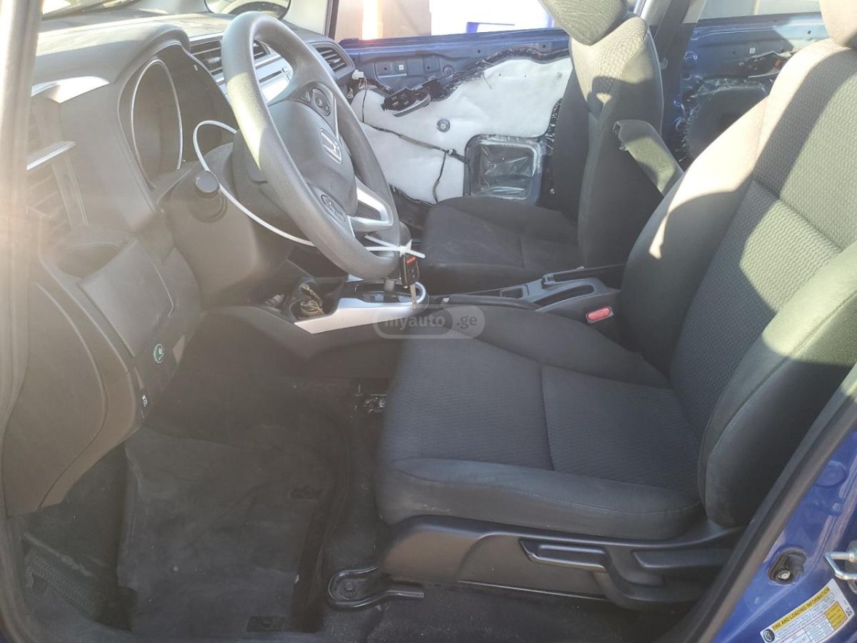 Honda FIT - фото 7