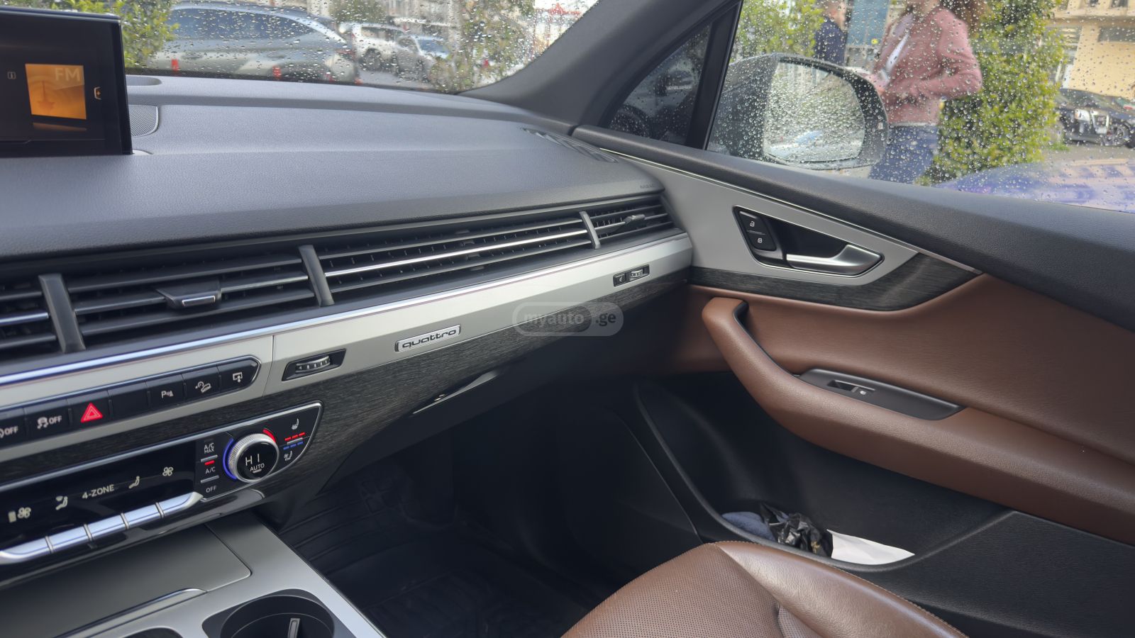 Audi Q7 - фото 5