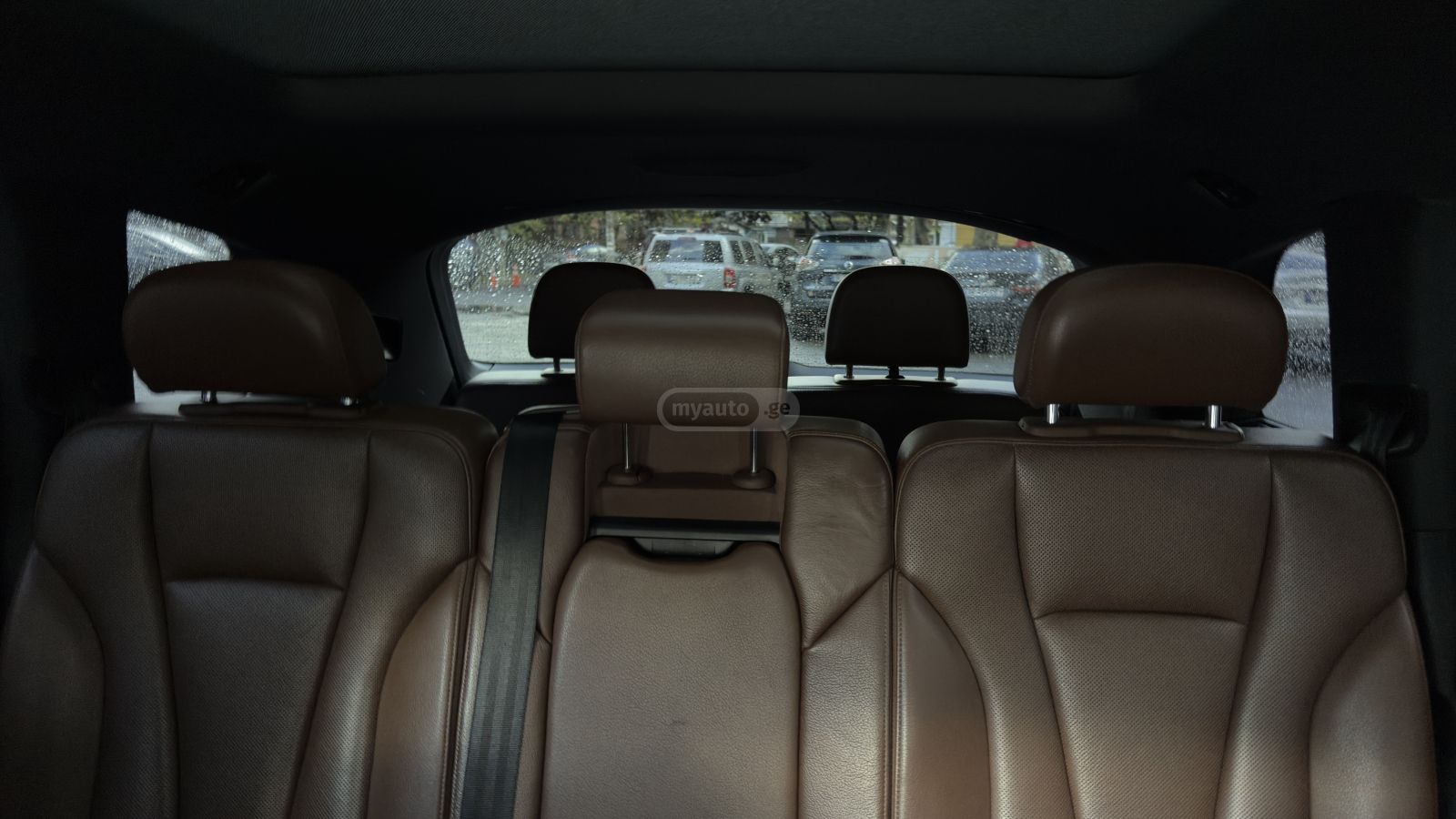 Audi Q7 - фото 8